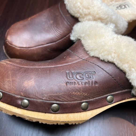 UGG Australia Kalie Clog Studded Brown Leather Sherpa Lined Wooden Block Heel 6 - Picture 2 of 10